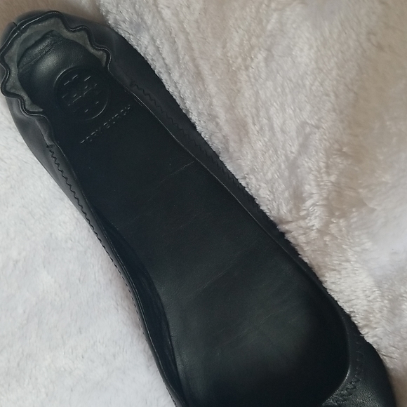 Tory Burch REPLACEMENT Left Shoe - Picture 6 of 9